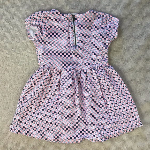 Summer Dress Bundle Size 2T Old Navy Carter’s - Picture 7 of 8